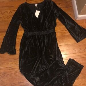 Elegant Velvet Jumpsuit